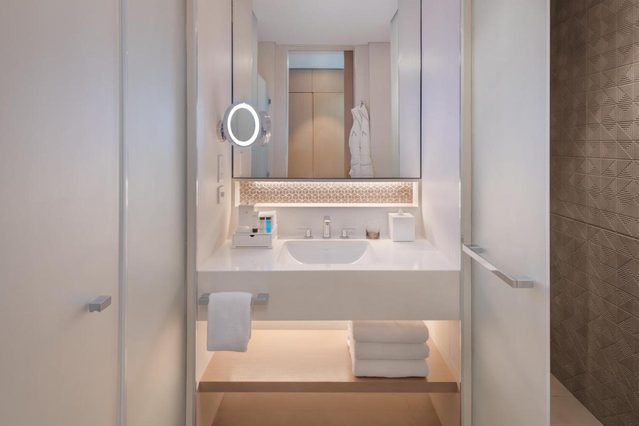 Palace Beach Resort Fujairah Exterior photo Bathroom